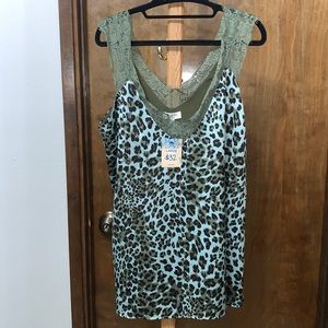 Leopard Print V Neck Tank